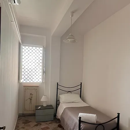 Pier 84 Apartment